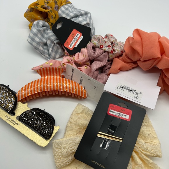 Hair Accessory Bundle Clips Bows Scrunchies - Picture 3 of 3